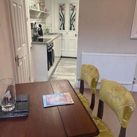 Lovely 1 Bed Flat In Victorian House 300M Seafront Penzance Exterior foto