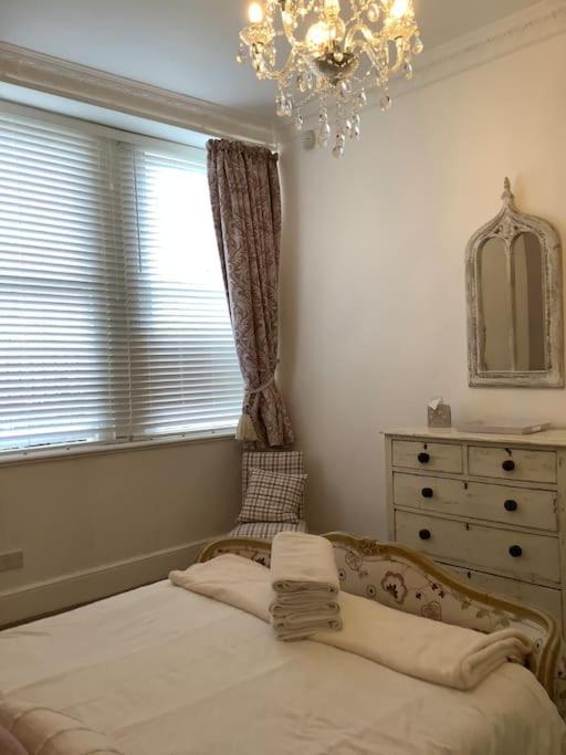 Lovely 1 Bed Flat In Victorian House 300M Seafront Penzance Exterior foto