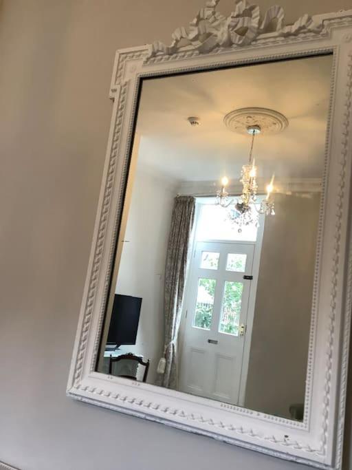 Lovely 1 Bed Flat In Victorian House 300M Seafront Penzance Exterior foto